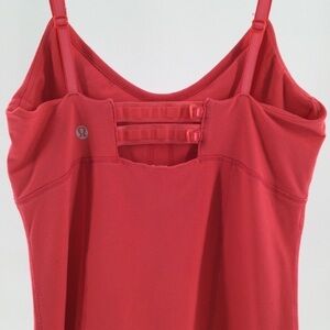 Two Piece Lululemon Athletica tank /bra hook & latch closure